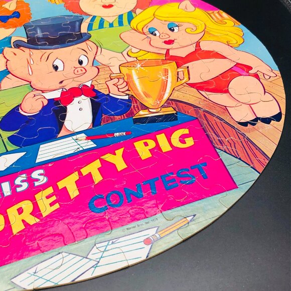 Vintage 1979 Porky Pig Petunia MISS PRETTY PIG 125 pc Round Puzzle -Complete - Picture 9 of 12
